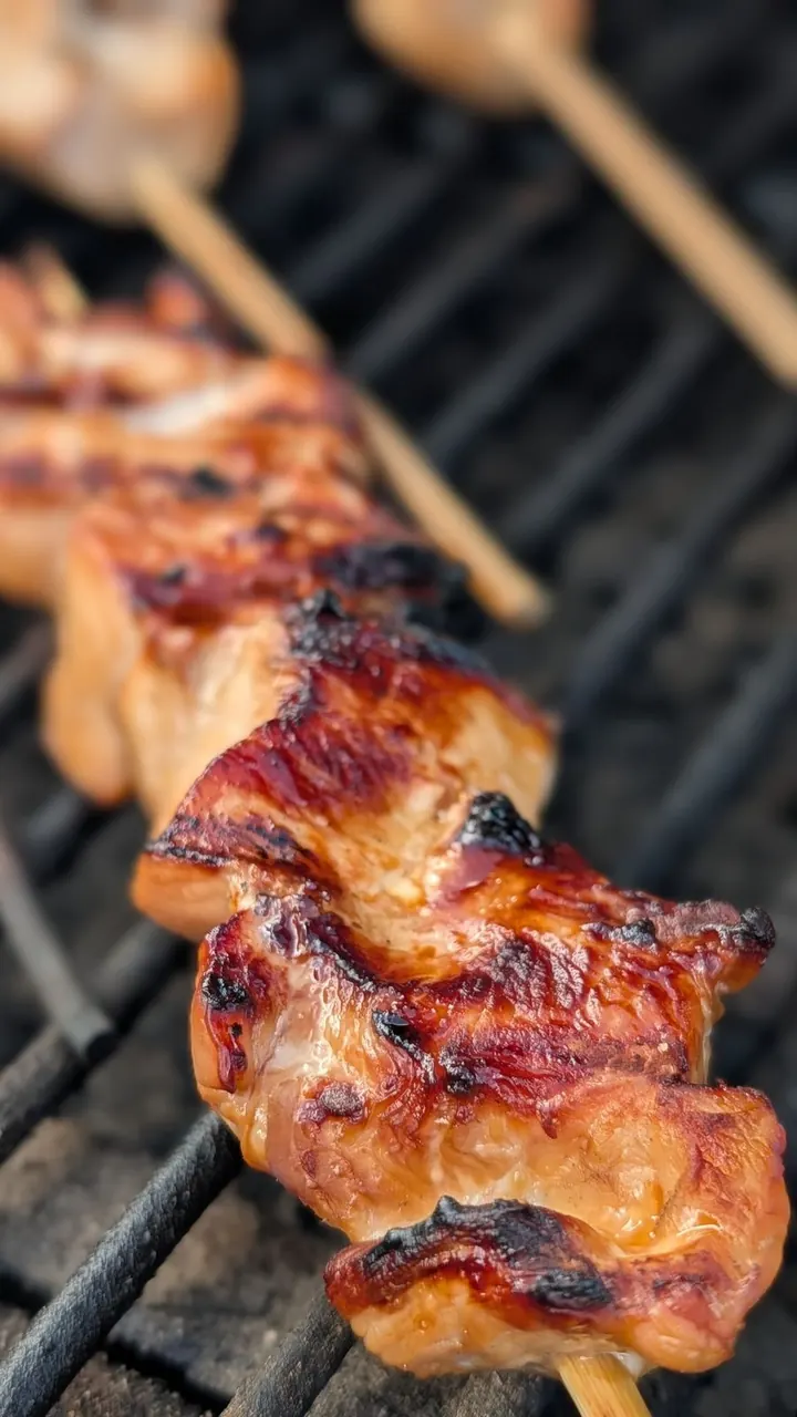 Pinchos de pollo a la parrilla, Brasa & Humo, San José